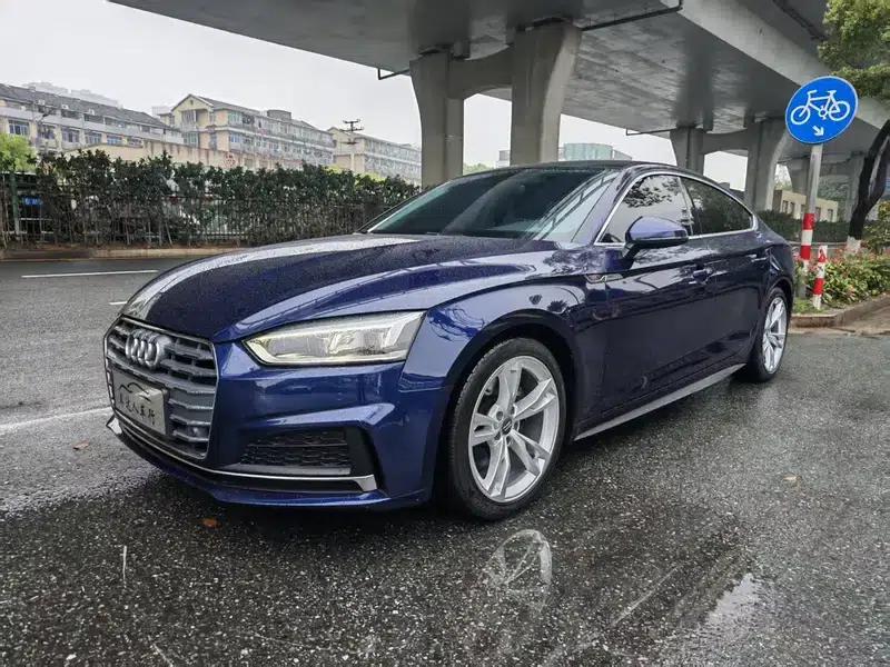 Audi A5 2019 Sportback 40 TFSI Fashion Edition (National V Emission Standard) — миниатюра 1