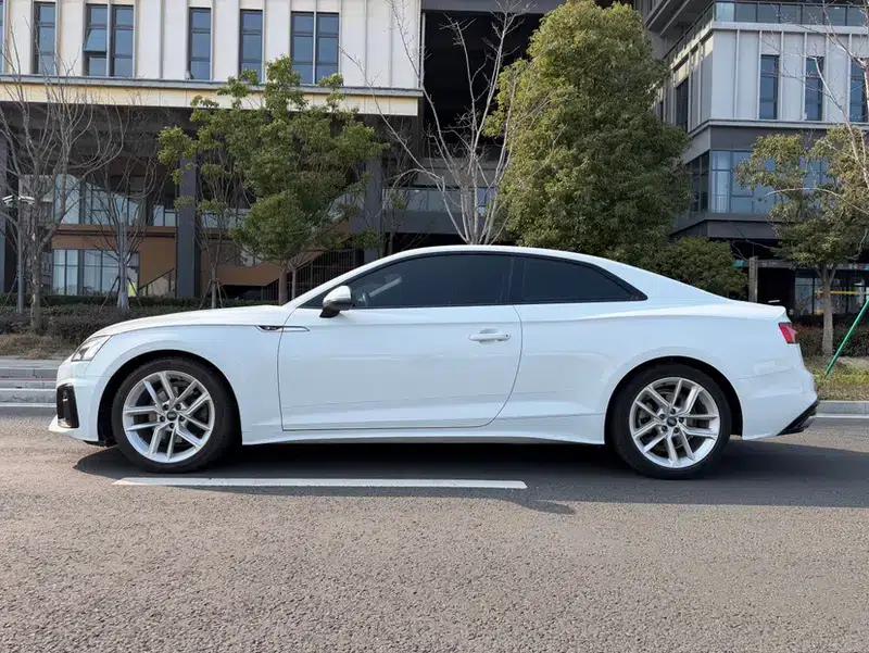Audi A5 2021 Coupe 40 TFSI Fashion Dynamic Edition — миниатюра 4