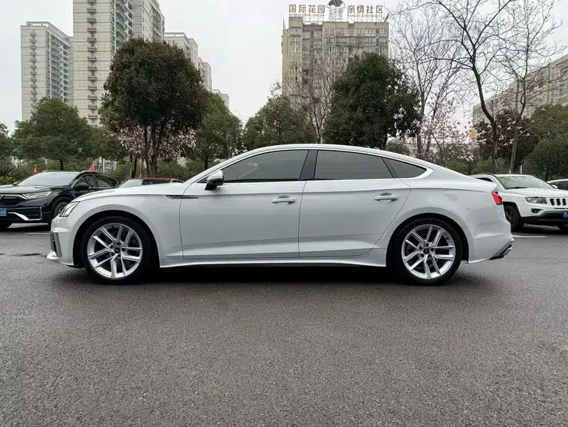 Audi A5 2024 Sportback 40 TFSI Fashion Dynamic Edition — миниатюра 4