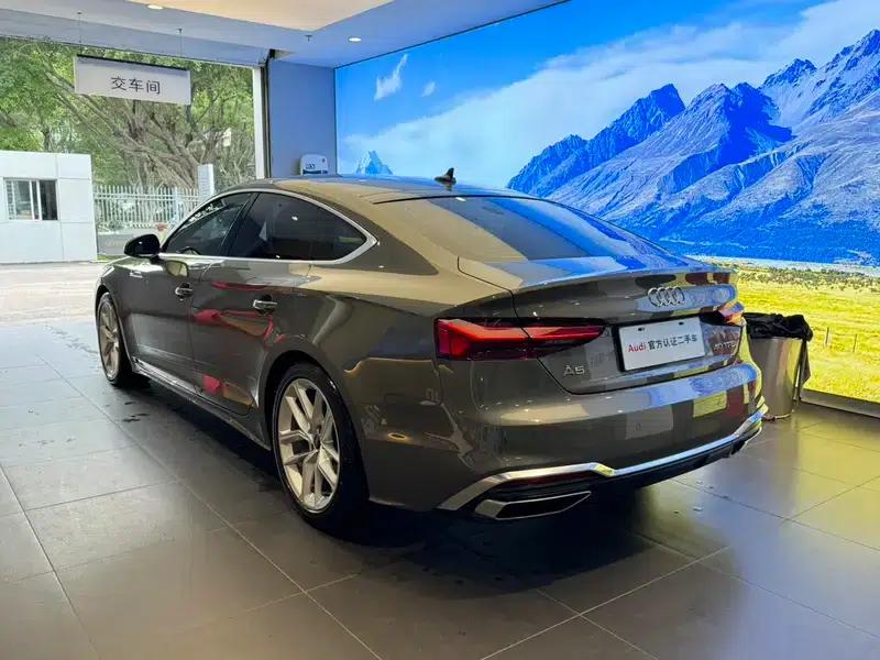 Audi A5 2024 Sportback 40 TFSI Fashion Dynamic Edition — миниатюра 4