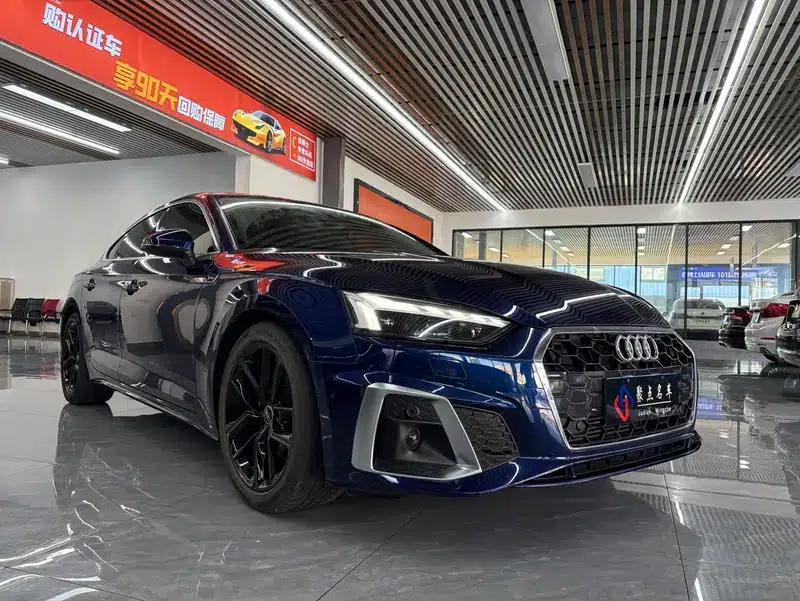 Audi A5 2021 Sportback 40 TFSI Fashionable Elegant Model — миниатюра 3