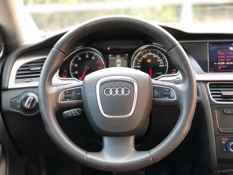 Audi A5 2010 2.0TFSI Sportback Luxury — миниатюра 13