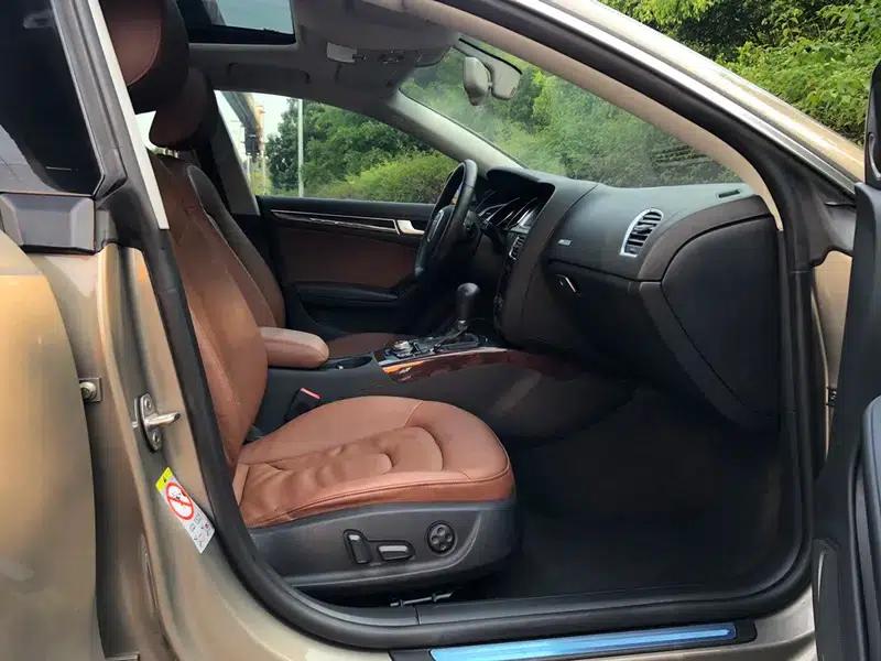 Audi A5 2010 2.0TFSI Sportback Luxury — миниатюра 22