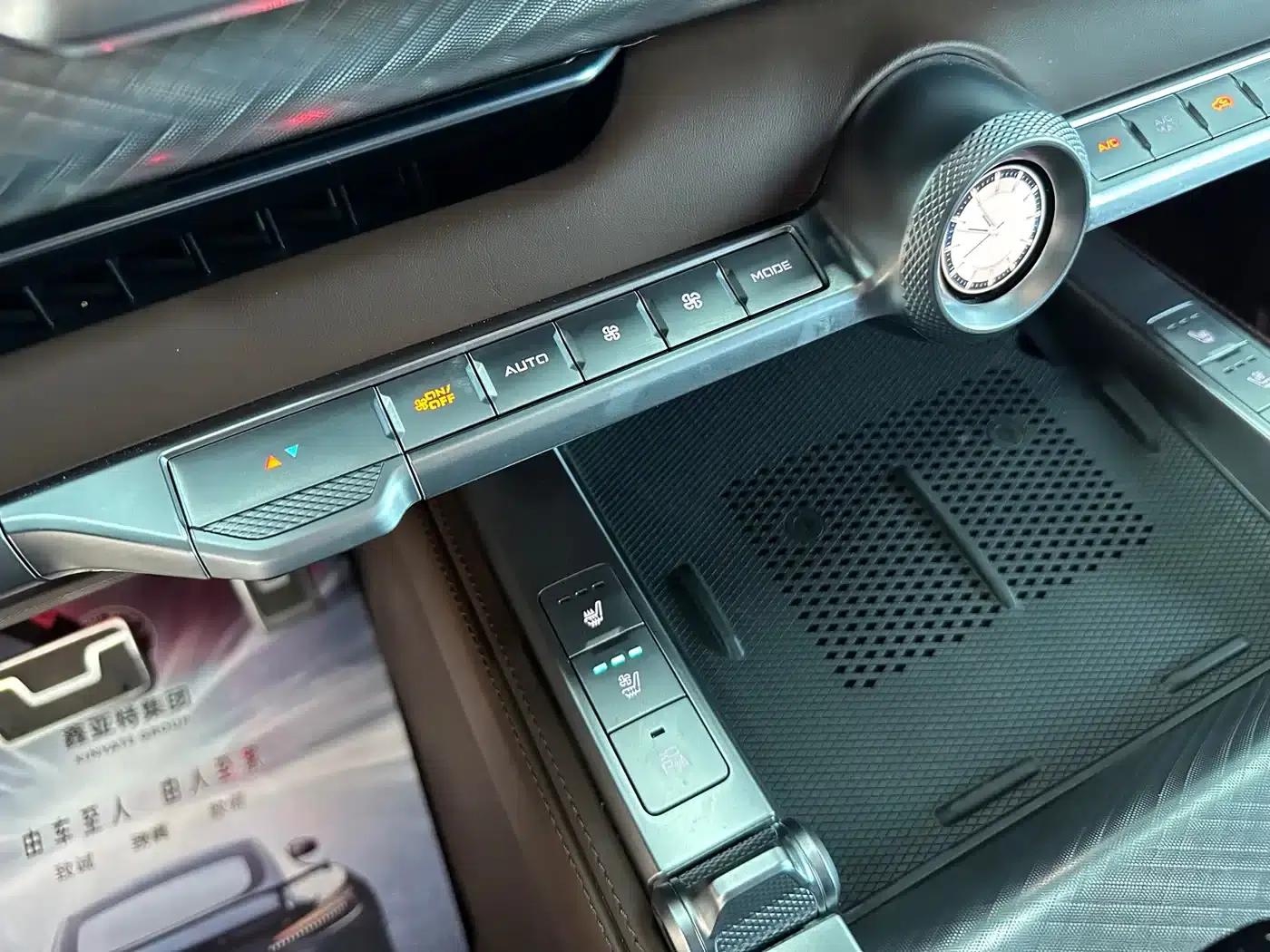 Tank 700 New Energy 2024 Hi4-T Extreme Edition — миниатюра 14