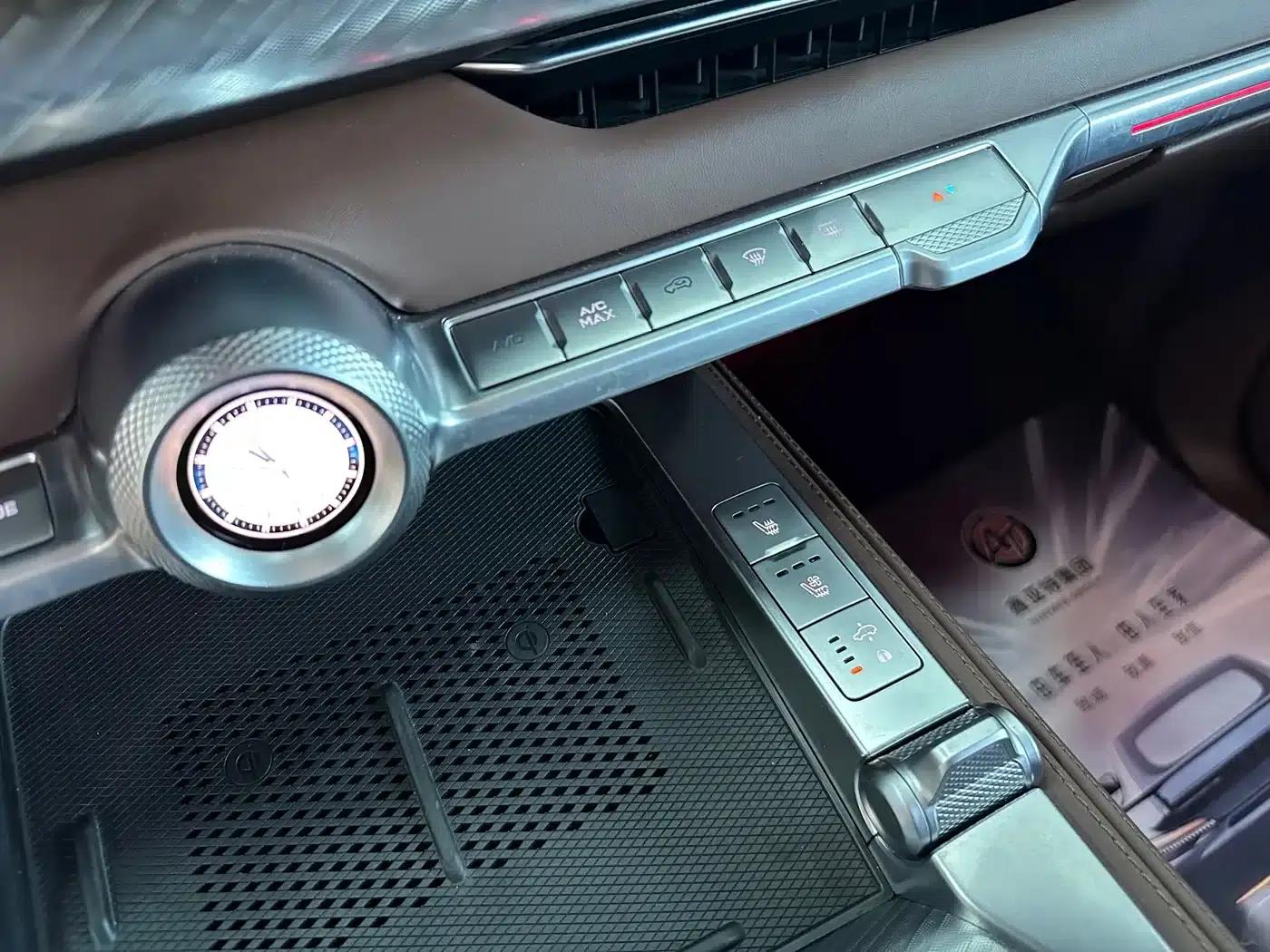 Tank 700 New Energy 2024 Hi4-T Extreme Edition — миниатюра 15
