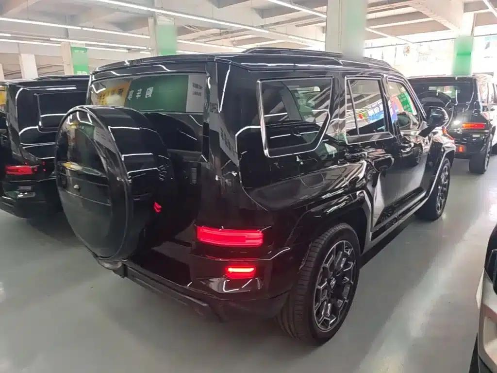 Tank 700 New Energy 2024 Hi4-T Extreme Edition — миниатюра 7