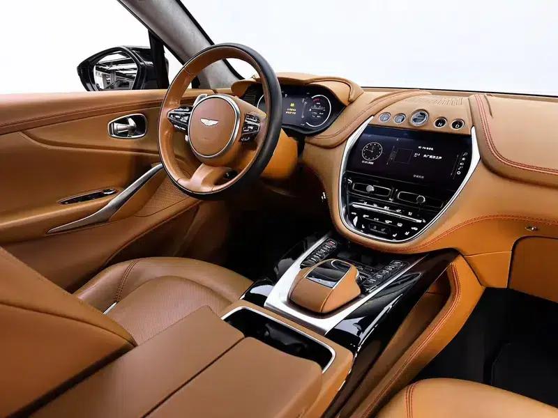 2022 Aston Martin DBX 4.0T V8 — миниатюра 24