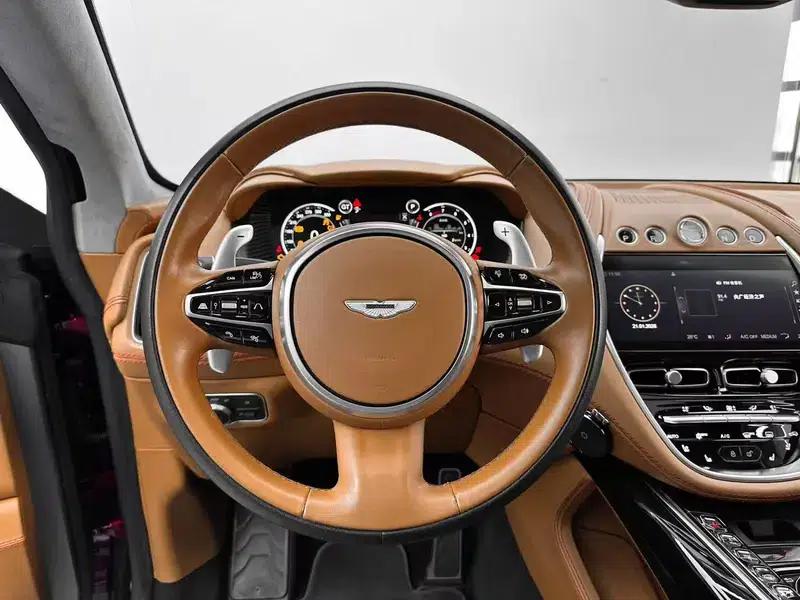 2022 Aston Martin DBX 4.0T V8 — миниатюра 26