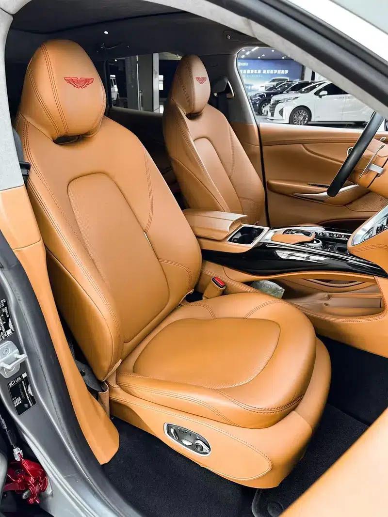 2022 Aston Martin DBX 4.0T V8 — миниатюра 37