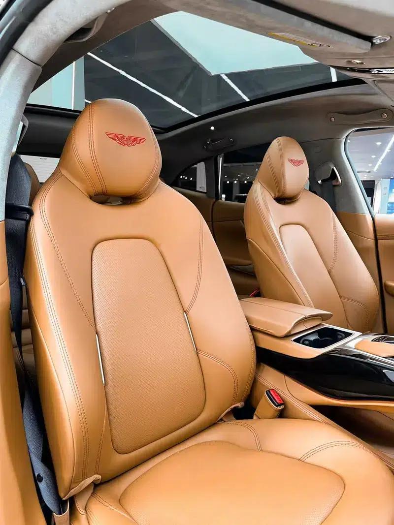 2022 Aston Martin DBX 4.0T V8 — миниатюра 38
