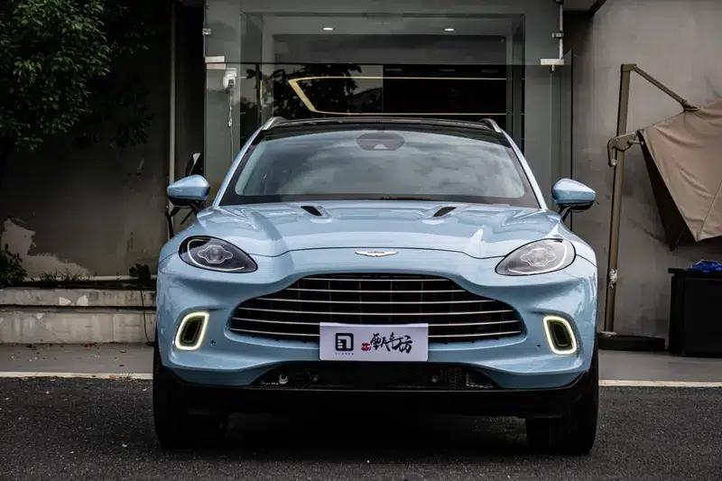 Aston Martin DBX 2022 3.0T STRAIGHT SIX — миниатюра 2