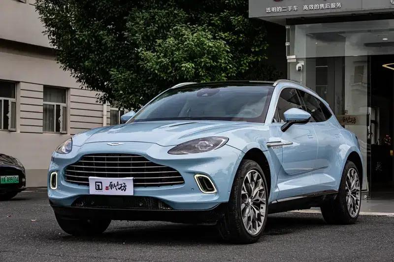 Aston Martin DBX 2022 3.0T STRAIGHT SIX — миниатюра 9