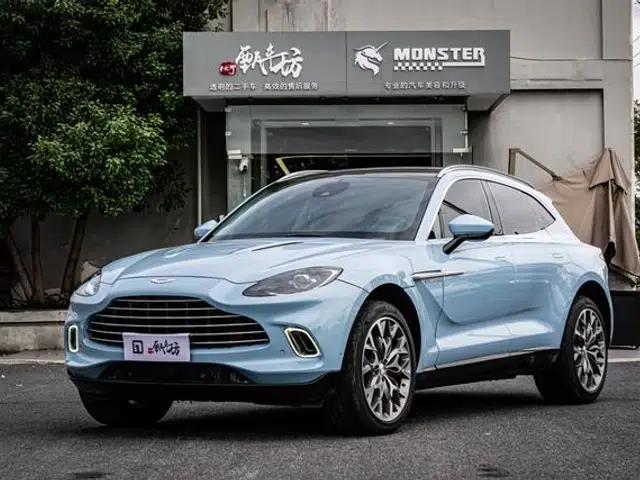 Aston Martin DBX 2022 3.0T STRAIGHT SIX
