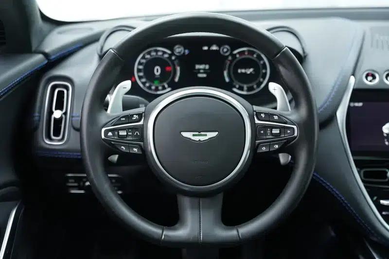 Aston Martin DBX 2023 3.0T STRAIGHT SIX — миниатюра 9