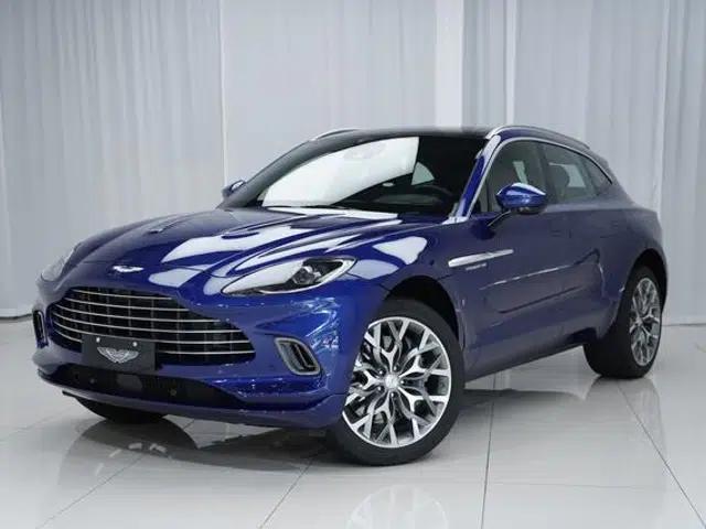 Aston Martin DBX 2023 3.0T STRAIGHT SIX