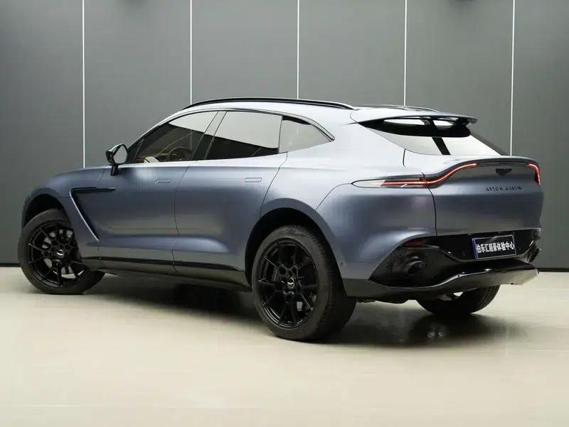 2024 Aston Martin DBX 4.0T V8 — миниатюра 3