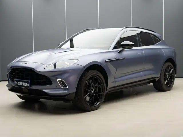 2024 Aston Martin DBX 4.0T V8