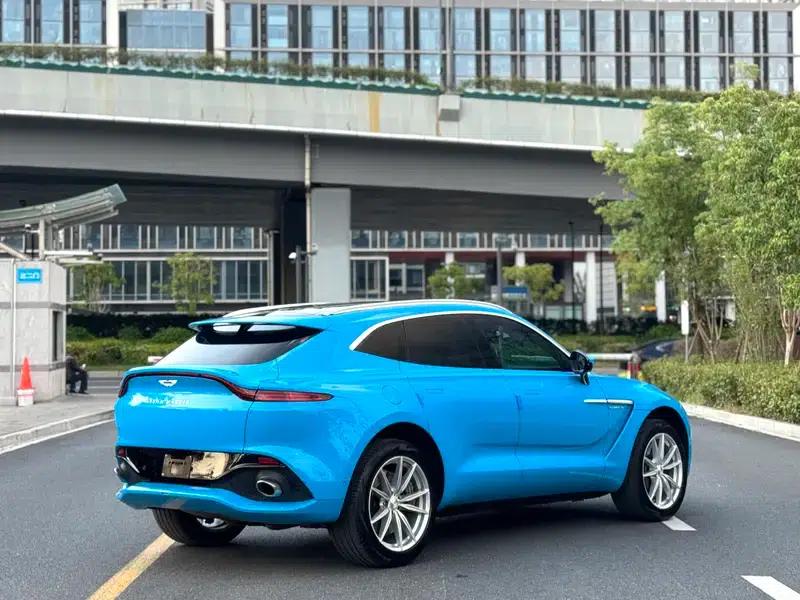 Aston Martin DBX 2022 3.0T STRAIGHT SIX — миниатюра 6