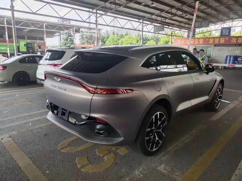 Aston Martin DBX 2021 4.0T V8 Silk Road Edition — миниатюра 4