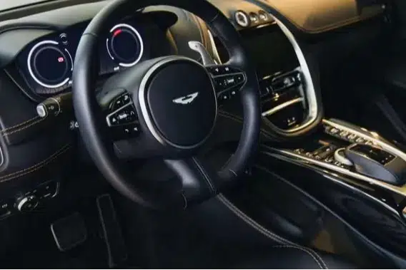 Aston Martin DBX 2021 4.0T V8 Silk Road Edition — миниатюра 9