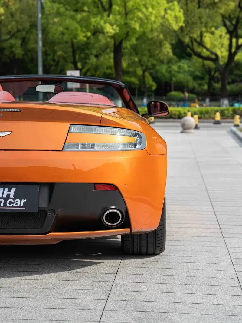 2012 Vantage 4.7L S Roadster — миниатюра 14