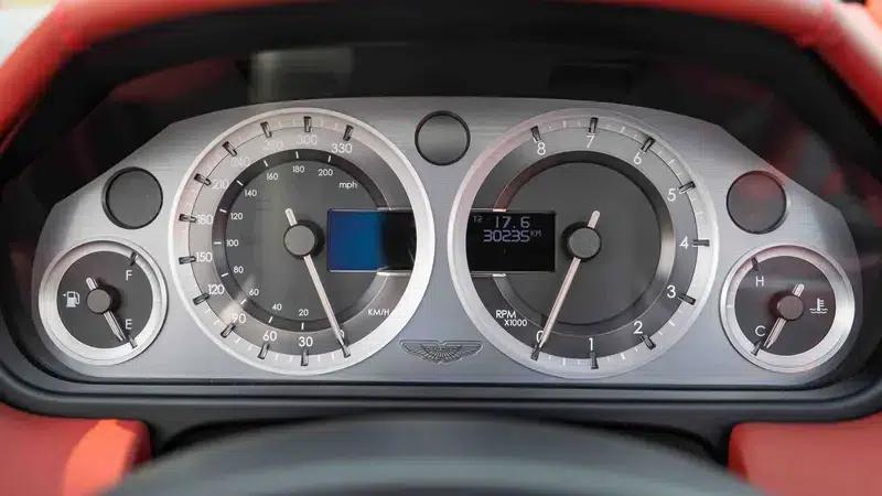 2012 Vantage 4.7L S Roadster — миниатюра 17