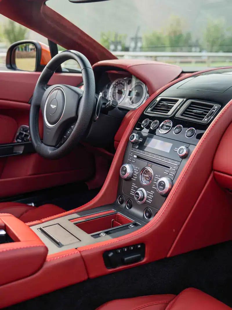 2012 Vantage 4.7L S Roadster — миниатюра 20