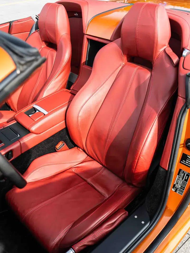 2012 Vantage 4.7L S Roadster — миниатюра 21