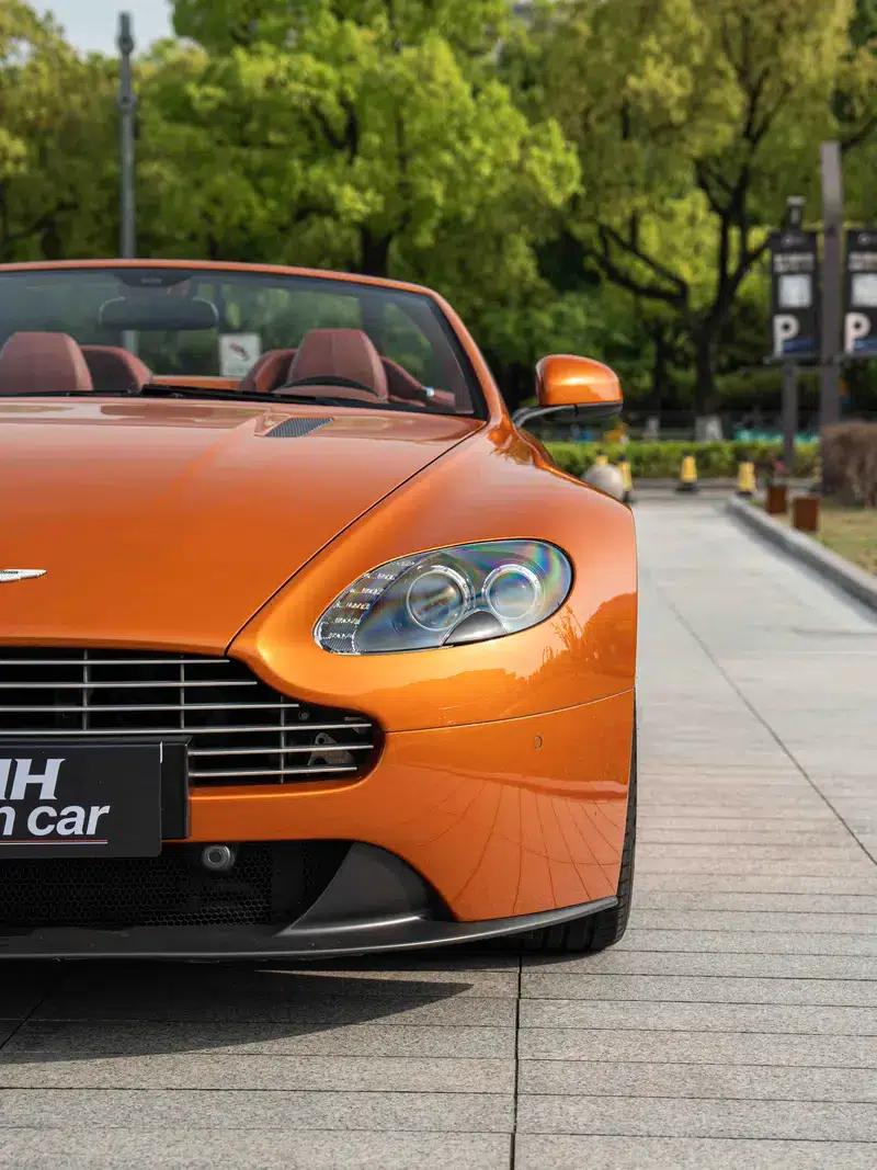 2012 Vantage 4.7L S Roadster — миниатюра 8