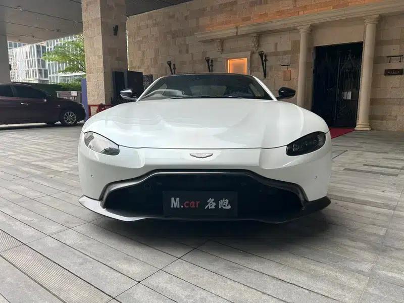 2018 Vantage 4.0T V8 — миниатюра 2