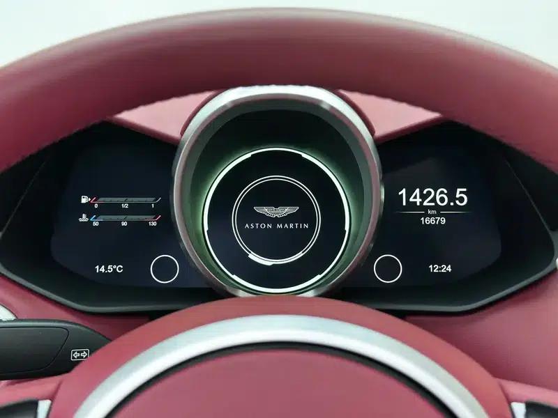 2022 Vantage 4.0T V8 Roadster — миниатюра 17