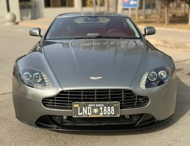 2016 Vantage 4.7L Coupe — миниатюра 2