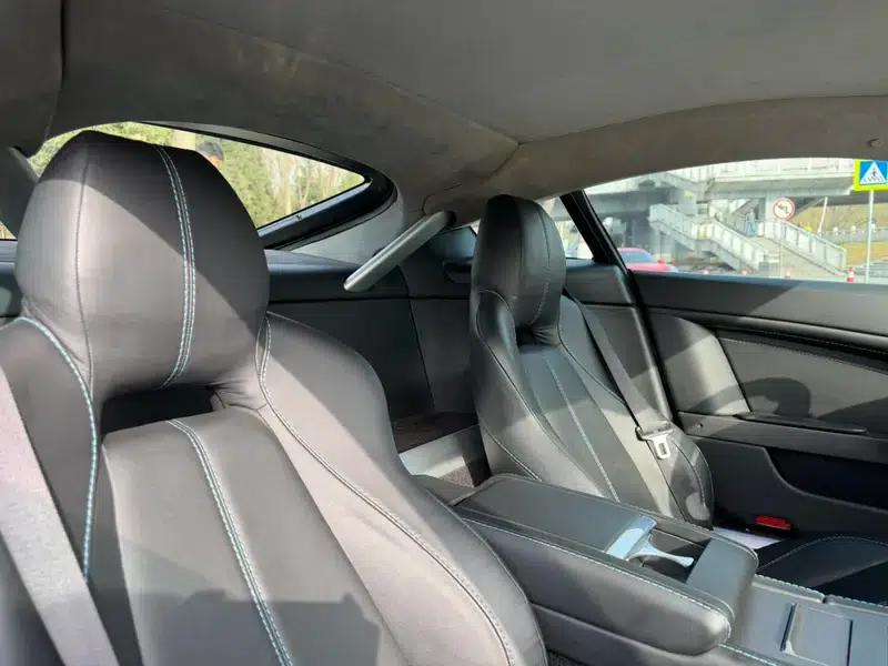 2016 Vantage 4.7L Coupe — миниатюра 25