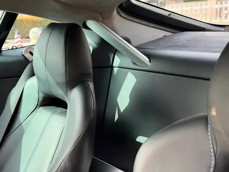 2016 Vantage 4.7L Coupe — миниатюра 26