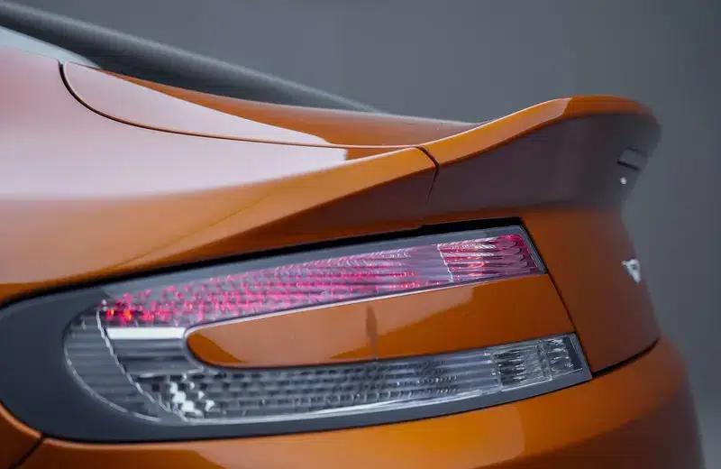 2012 Vantage 4.7L S Coupe — миниатюра 5