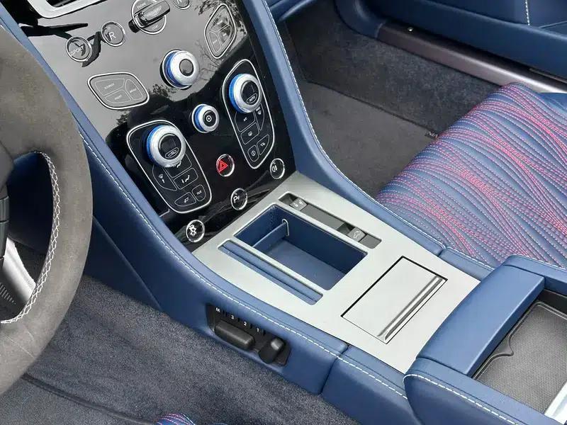 2017 Vantage 4.7L S British Limited Edition Convertible — миниатюра 17