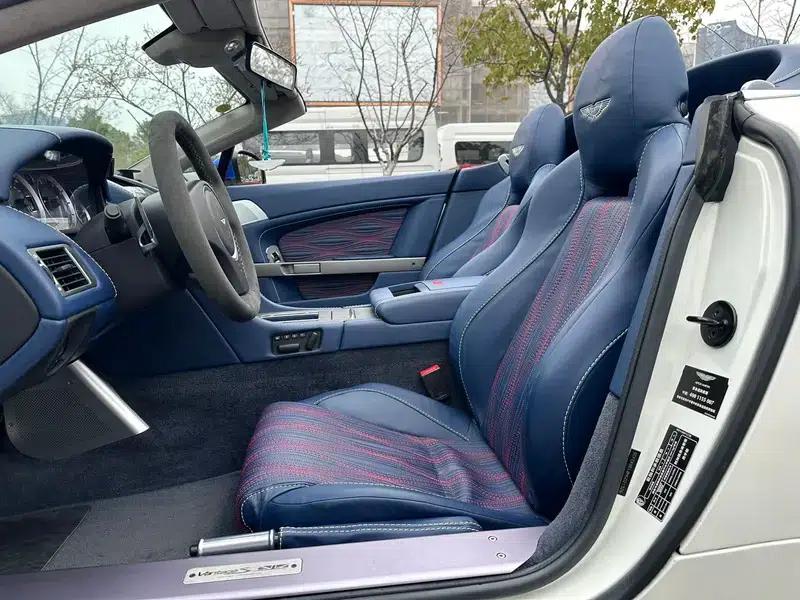2017 Vantage 4.7L S British Limited Edition Convertible — миниатюра 20