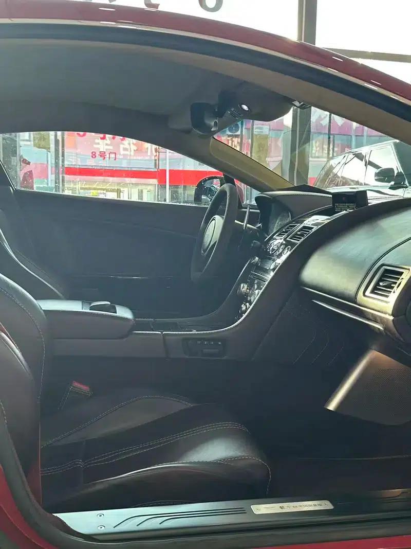 2012 Vantage 4.7L S Coupe — миниатюра 6