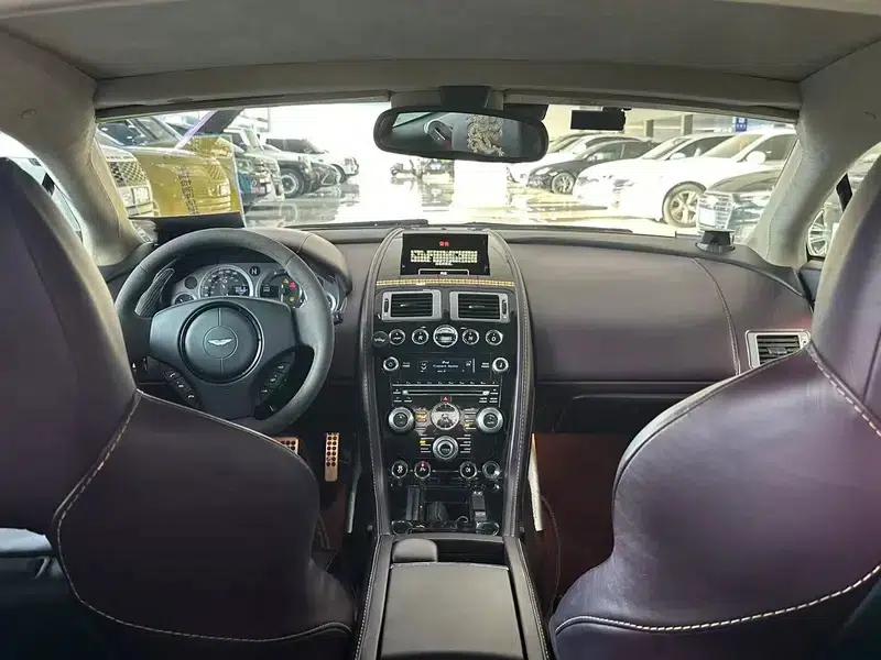 2012 Vantage 4.7L S Coupe — миниатюра 8