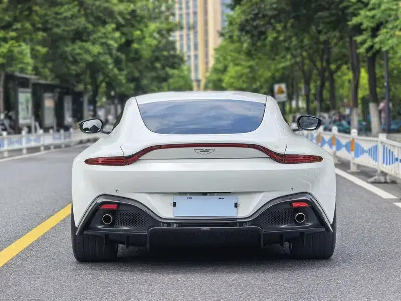 2018 Vantage 4.0T V8 — миниатюра 5