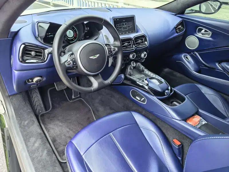 2018 Vantage 4.0T V8 — миниатюра 6