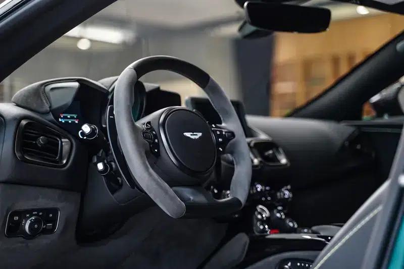 Vantage 2022 F1 Edition Coupe — миниатюра 10