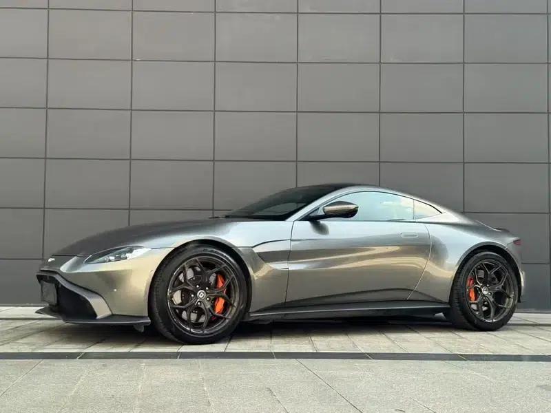2018 Vantage 4.0T V8 — миниатюра 4