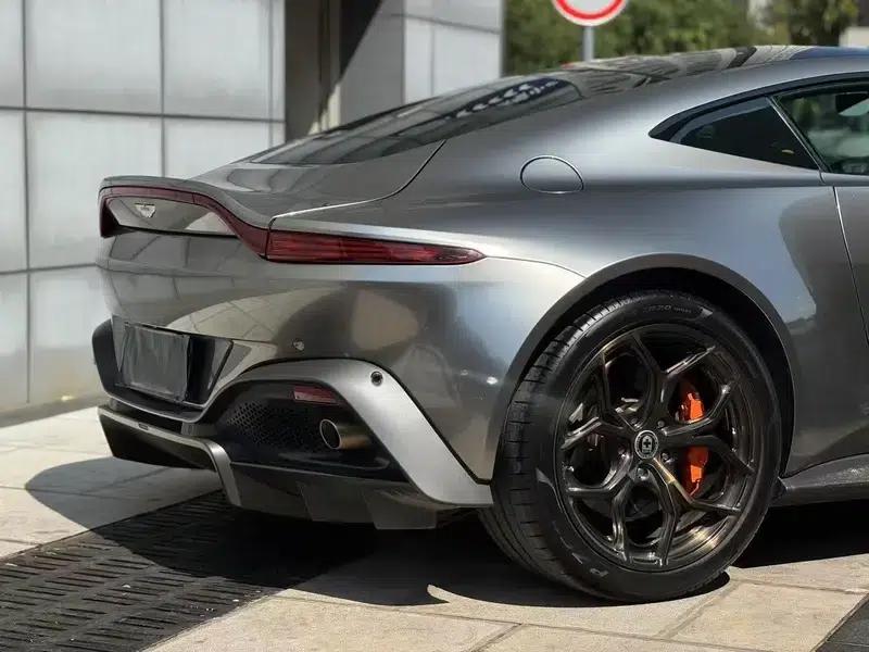 2018 Vantage 4.0T V8 — миниатюра 6