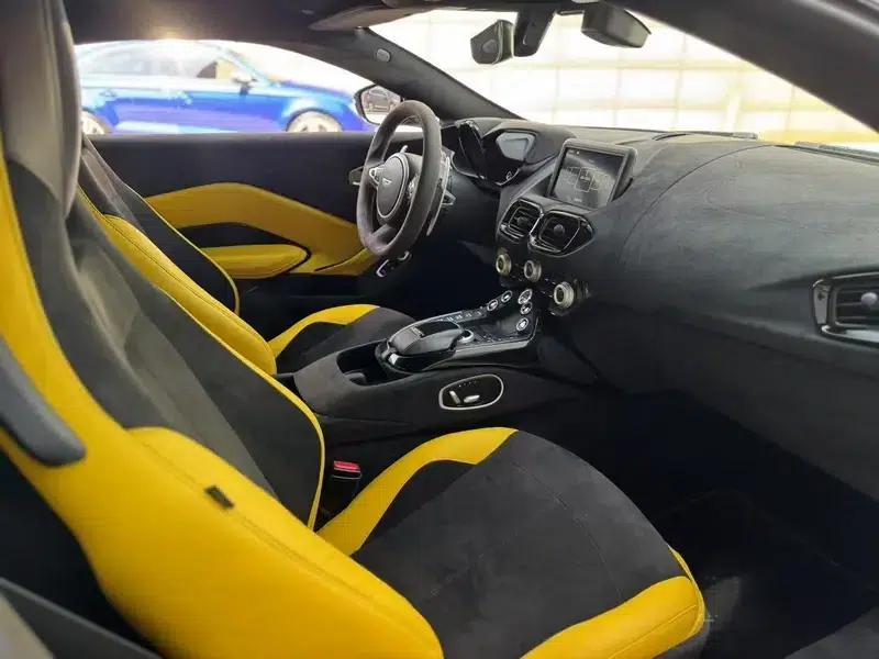 2018 Vantage 4.0T V8 — миниатюра 7
