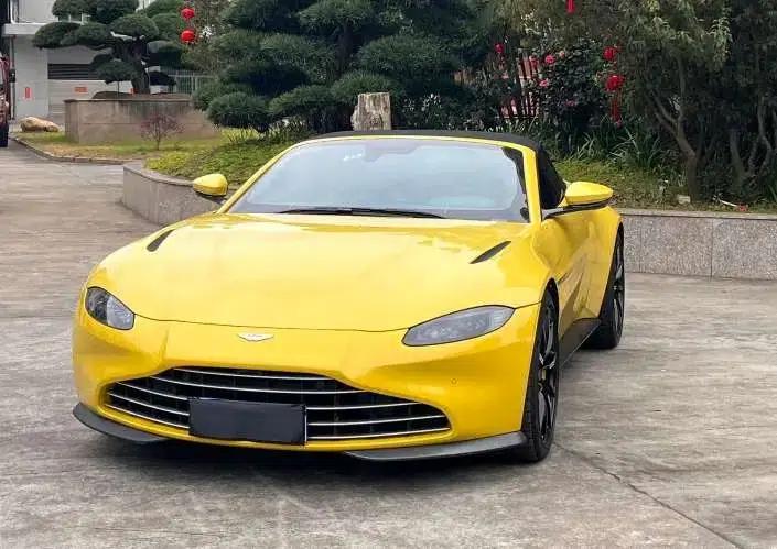 2020 Vantage 4.0T V8 Roadster — миниатюра 1
