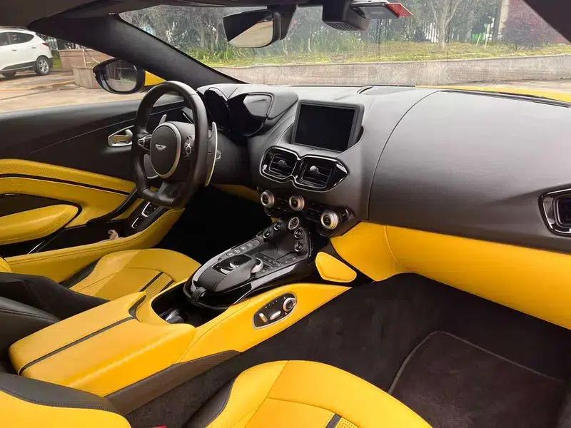 2020 Vantage 4.0T V8 Roadster — миниатюра 5