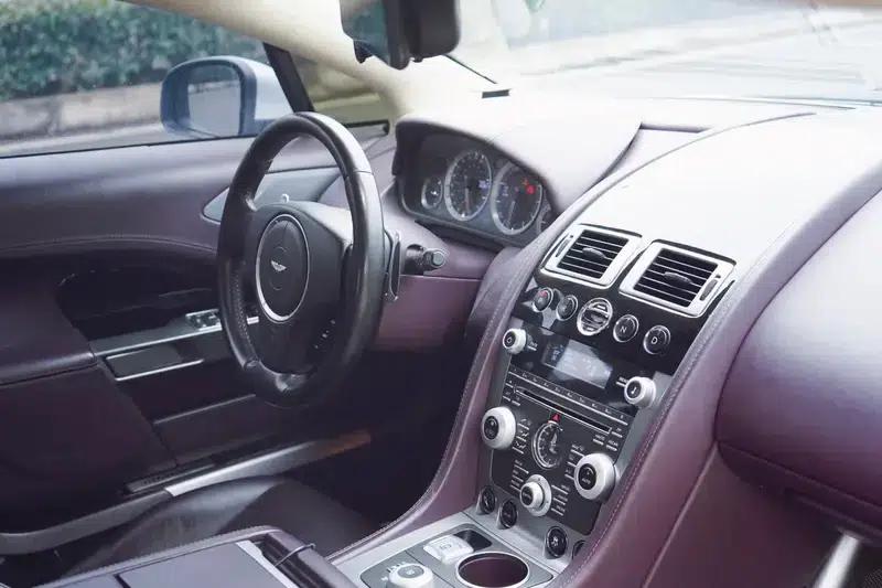 2010 Rapide 6.0L — миниатюра 10