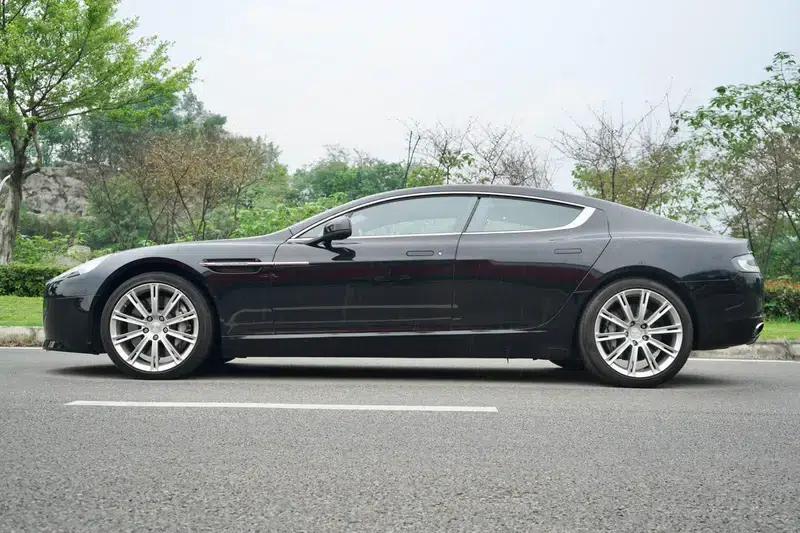 2010 Rapide 6.0L — миниатюра 3