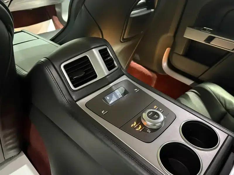 2015 Rapide 6.0L S — миниатюра 12